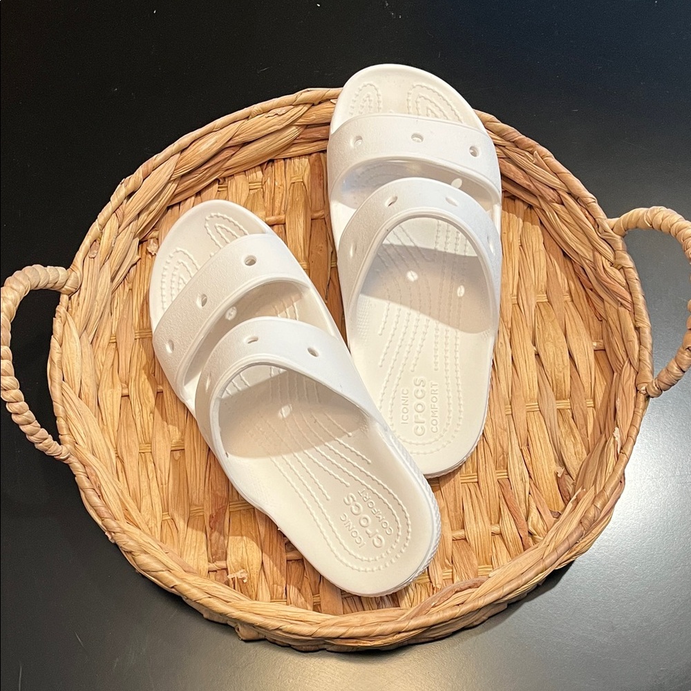 CROCS Women’s Classic White Sandals